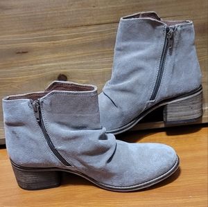 Seychelles Relaxed Fit Suede Ankle Boots